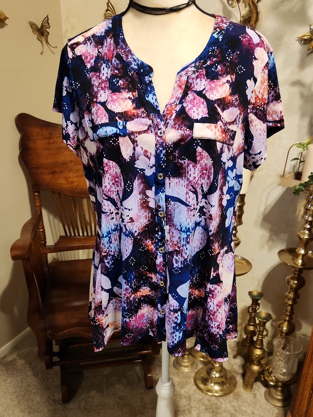 Dana Buchman Navy Multicolor Short Sleeve V-Neck Button Front Blouse